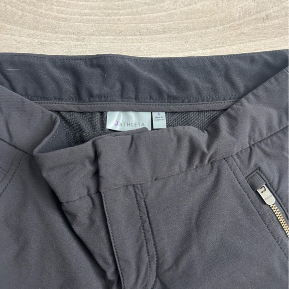 Athleta Black Leggings with Zipper Details 6 MN - Picture 2 of 3